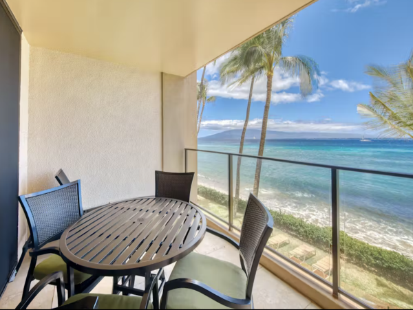 Pacific Ocean Almost at Your Door The number 1 Vacation Rental