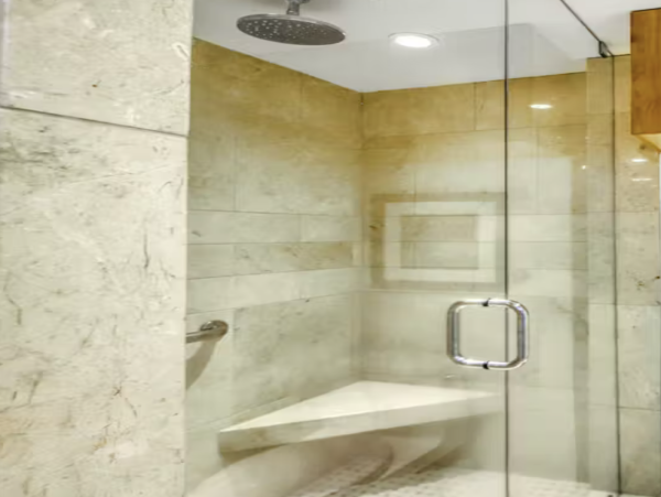 Pacific Ocean Almost at Your Door The number 1 Vacation Rental