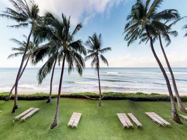 Pacific Ocean Almost at Your Door The number 1 Vacation Rental