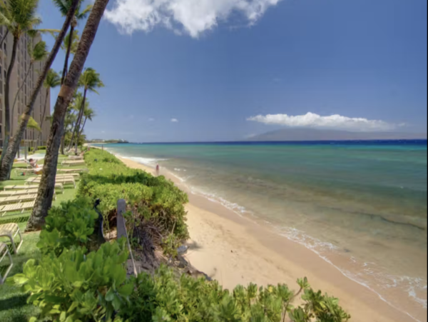 Pacific Ocean Almost at Your Door The number 1 Vacation Rental