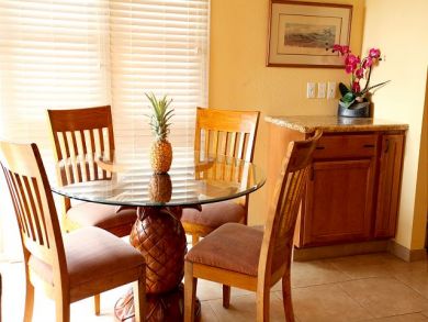Khei 2 Bedroom Vacation Rental Option Beach, Pool Views!
