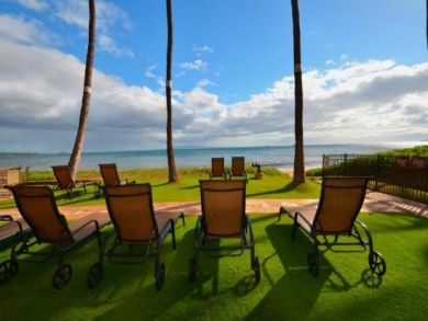Khei 2 Bedroom Vacation Rental Option Beach, Pool Views!