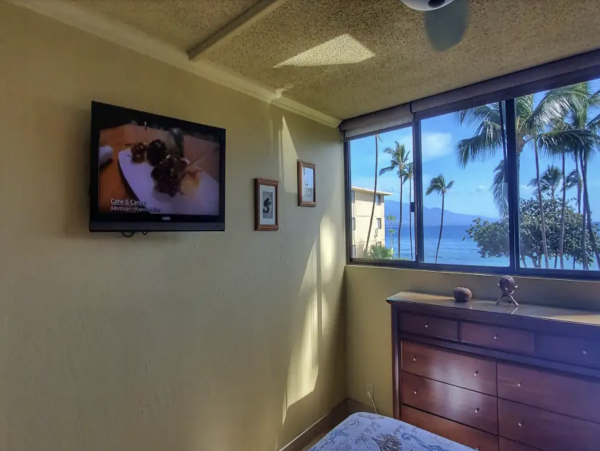 Kihei Vacation Rental Great Price for Five Star Views Oceanfront