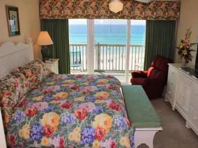 Four Bedroom Town Home Directly at Beach Gulf Views Four Bedroom Town Home Directly at Beach Gulf Views