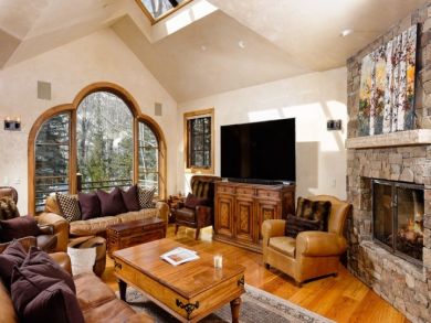 Private Hot Tub & Shutle to Lift Rental Home in Aspen