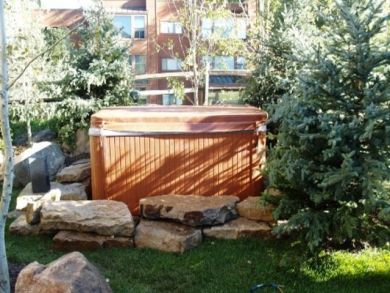 Private hot tub