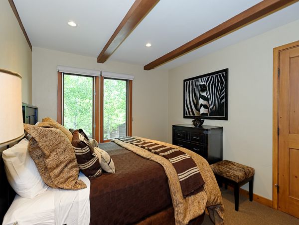 Luxury Three Bedroom Aspen Vacation Condo