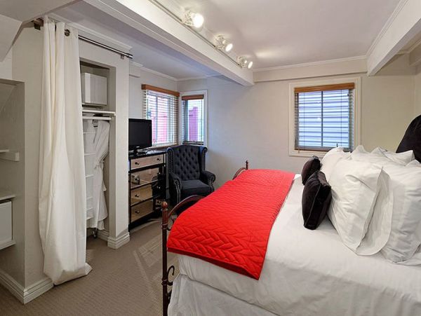 Ten Bedroom Luxury Walk to Lift Home in Aspen