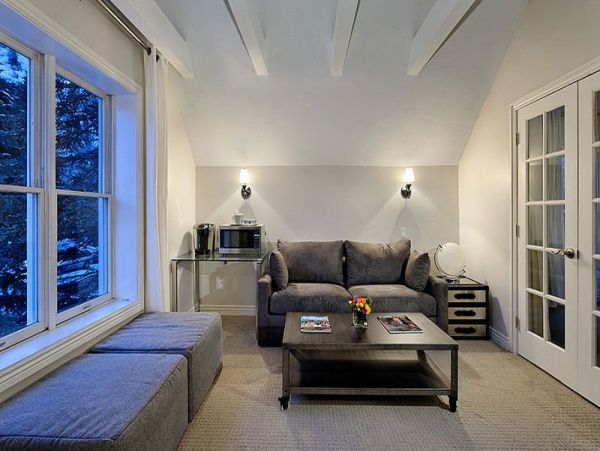 Ten Bedroom Luxury Walk to Lift Home in Aspen