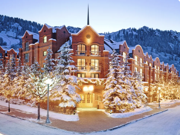 Aspen Luxury 10 Bedroom Luxury Vacation Lodge- Walk to Gondola