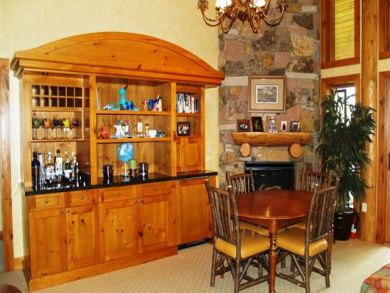 Dining area seats four