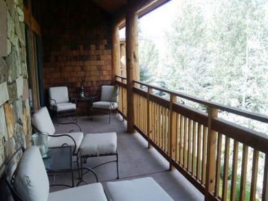 Furnished balcony