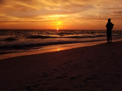 Anna Maria Island Vacation Duplex Sleeps Four Guests. Anna Maria Island Vacation Duplex Sleeps Four Guests.
