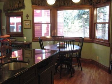 Breakfast nook
