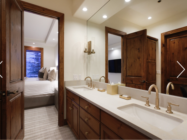 World Class 7- bedroom Ski In Ski Out Chalet Snowmass