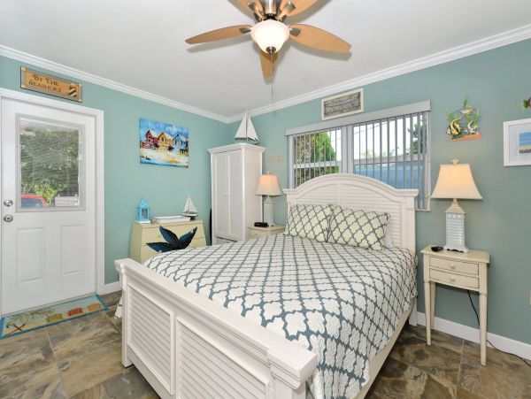 One Bedroom Value Anna Maria Island Rental Next to Beach