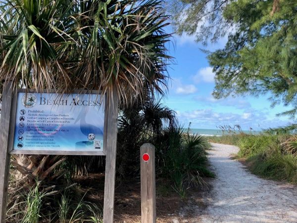 One Bedroom Value Anna Maria Island Rental Next to Beach