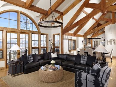 A luxury Ski Retreat with Five Bedrooms and a Great Interior - additional view, photo 4