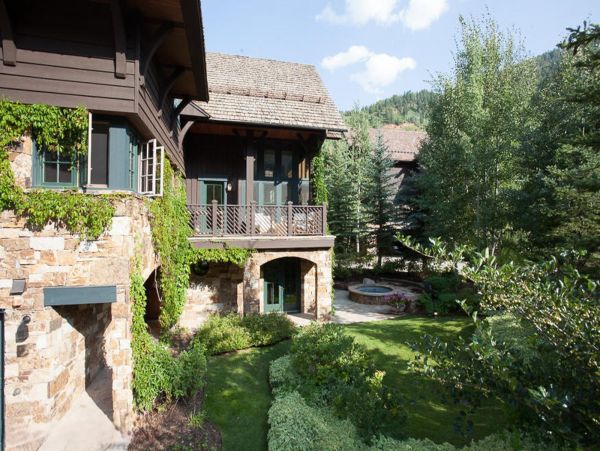 Rent Luxury Ski in Ski  Out Six Bedroom Homes Aspen