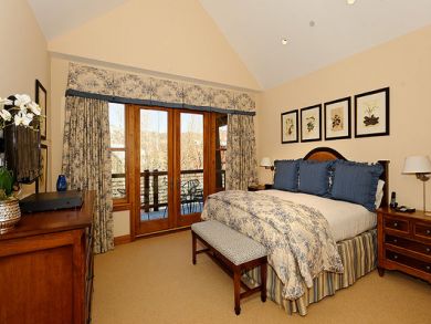 Master bedroom with king bed