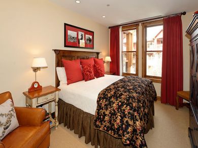 Bedroom 2 with king bed