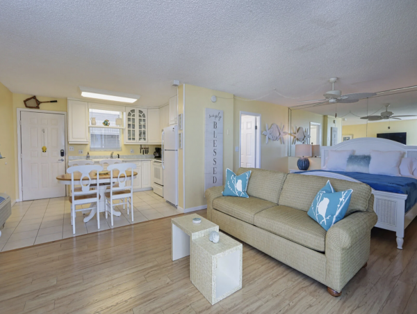 Lovely Bonita Vacation Studio Excellent Amenities