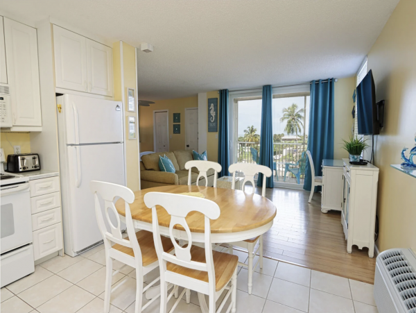 Lovely Bonita Vacation Studio Excellent Amenities