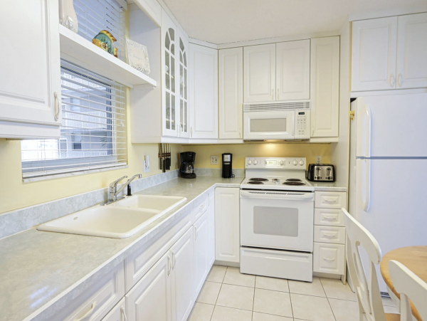 Lovely Bonita Vacation Studio Excellent Amenities