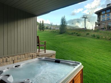 Private hot tub