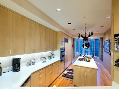 Fully equipped kitchen