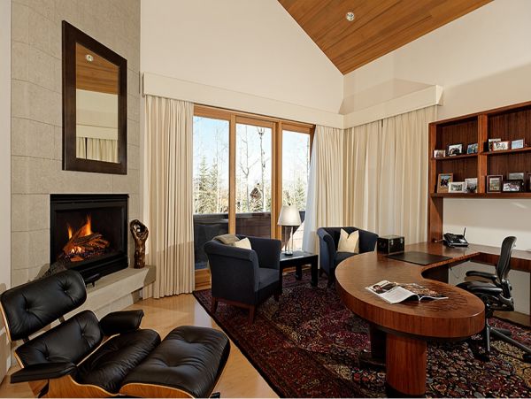 Snowmass Luxury  Direct Ski in Ski Out 4 Bedroom Home