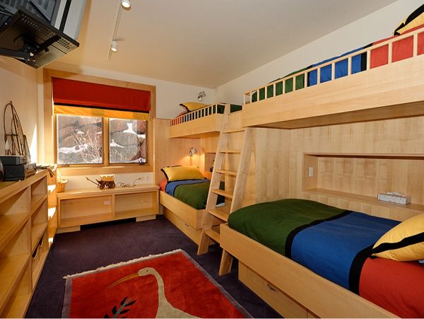 Snowmass Luxury  Direct Ski in Ski Out 4 Bedroom Home