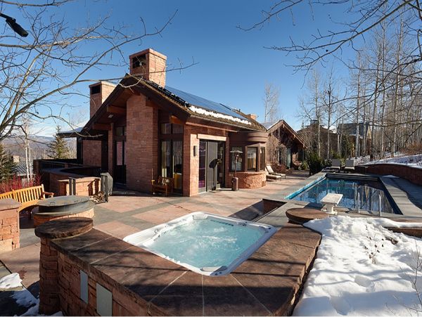 Snowmass Luxury  Direct Ski in Ski Out 4 Bedroom Home