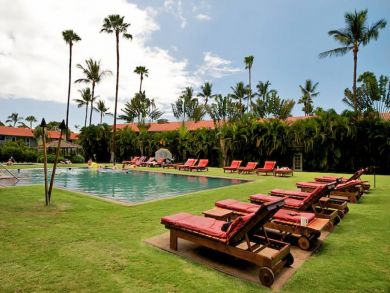 Lahaina Vacation Condo Sleeps Six Guests