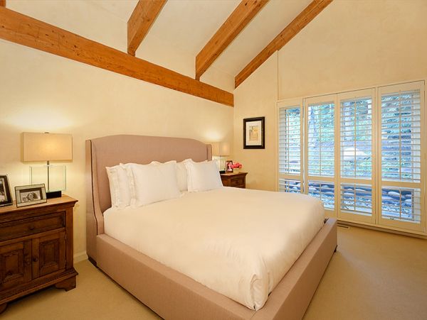 Snowmass Luxury Ski Rental Home with Six Bedrooms