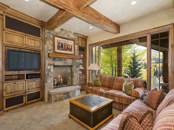 Luxury Snowmass Rental Home with Private Hot Tub Sleeps 10