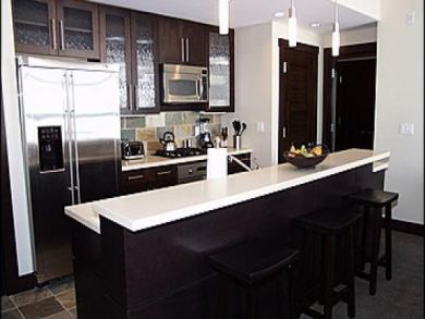Modern Fully Equipped Kitchen