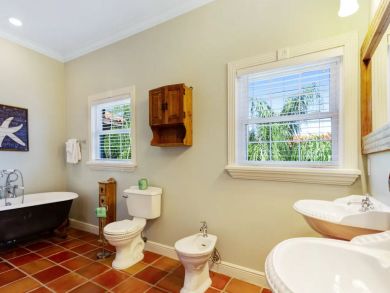Luxury Anna Maria Rental  3 Bedrooms Sleeps 6