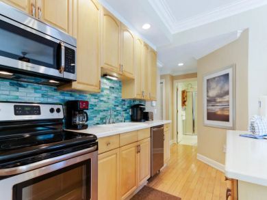Luxury Anna Maria Rental  3 Bedrooms Sleeps 6