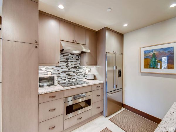 Beautiful 3rd Floor One  Bedroom Vacation Condo in Vail