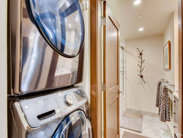 Beautiful 3rd Floor One  Bedroom Vacation Condo in Vail