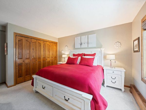 Luxury Vail Condo One-Bedroom in Lionshead Village