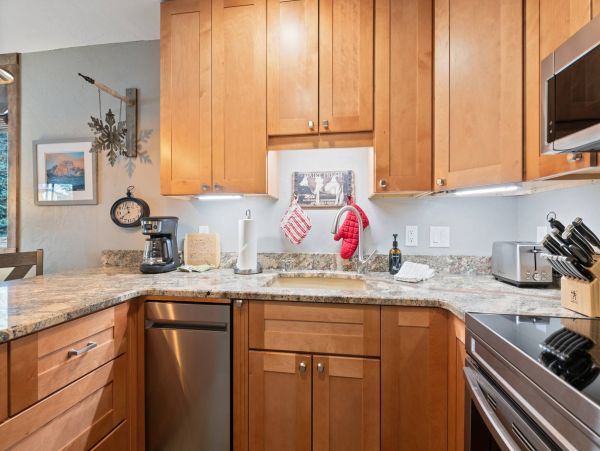 Luxury Vail Condo One-Bedroom in Lionshead Village