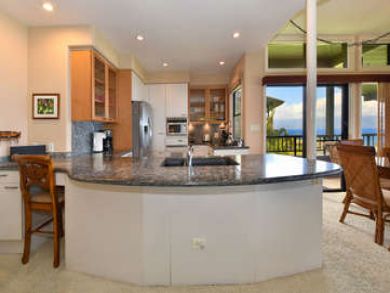 Three bedroom 3 Bath Maui Villa! Great Rates