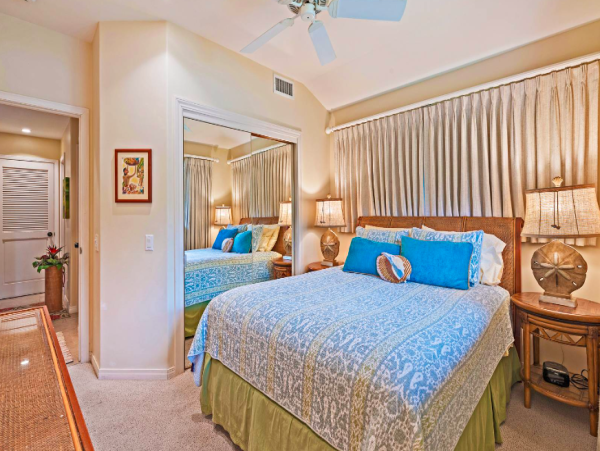 Oceanfront Paradise: A Luxurious Maui 4-Bedroom Retreat