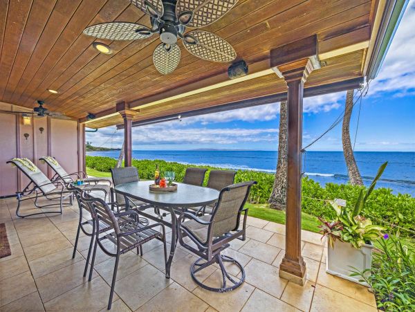 Oceanfront Paradise: A Luxurious Maui 4-Bedroom Retreat