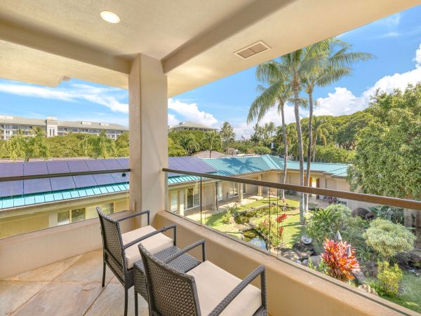 Oceanfront Luxury Beach Retreat in Kaanapali, Maui
