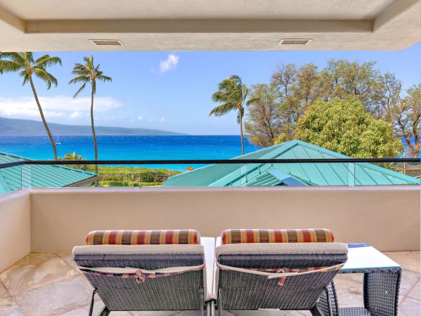 Oceanfront Luxury Beach Retreat in Kaanapali, Maui
