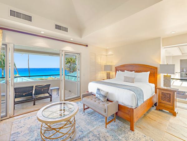 Oceanfront Luxury Beach Retreat in Kaanapali, Maui
