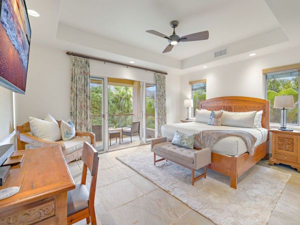 Oceanfront Luxury Beach Retreat in Kaanapali, Maui